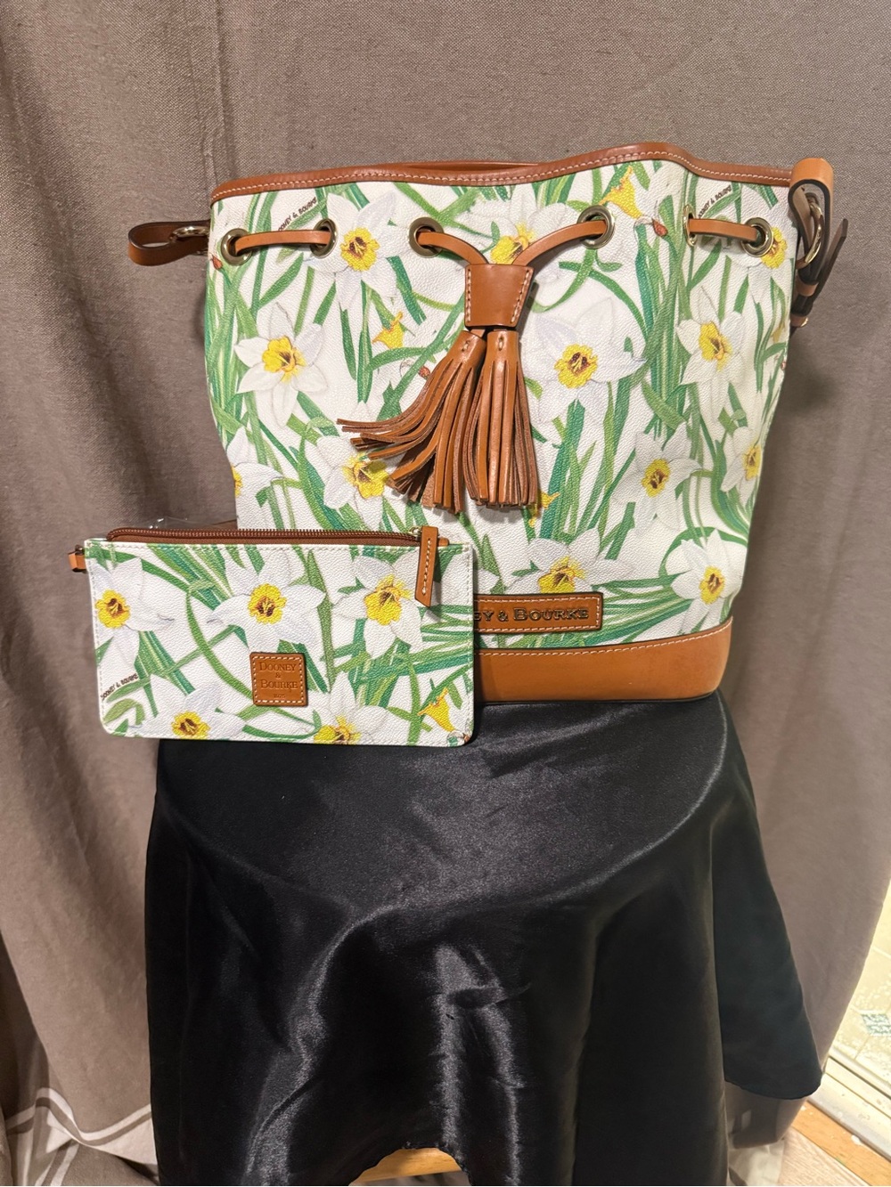 Dooney & Bourke White Daffodil-Print Bucket Bag with Tan Trim